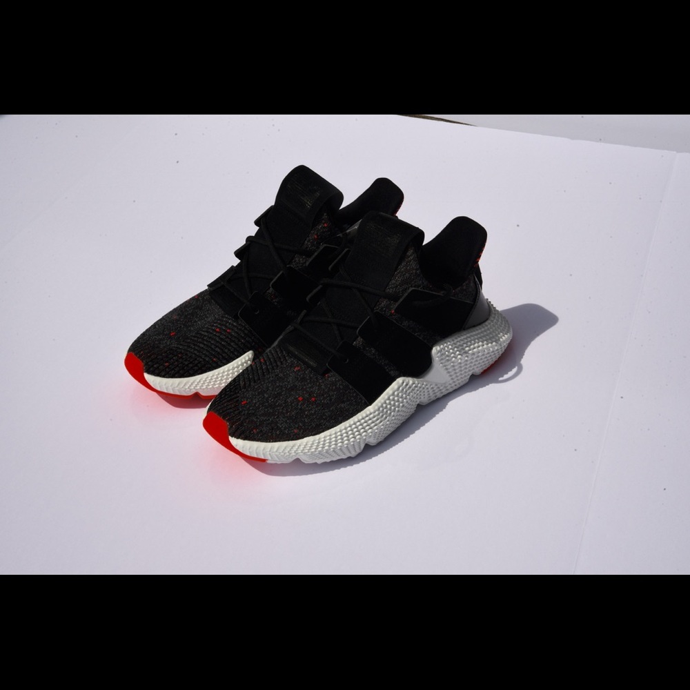 NWT adidas shoes men’s size 8